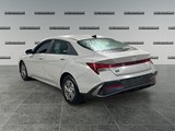 2025 Hyundai Elantra Essential image 3