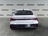 2025 Hyundai Elantra HEV Luxury image 4