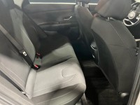 2025 Hyundai Elantra Essential IVT