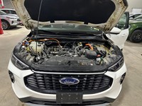 2023 Ford Escape Platinum AWD HYBRID
