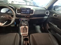 2024 Hyundai Venue Essential IVT