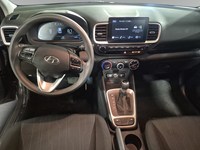 2024 Hyundai Venue Essential IVT