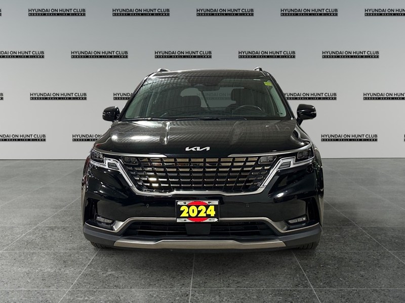 2024 Kia Carnival SX FWD