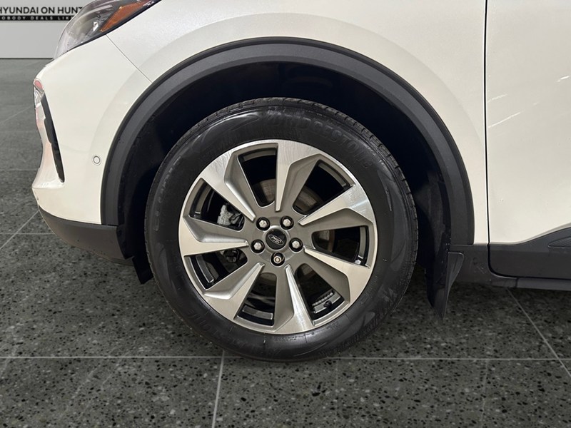 2023 Ford Escape Platinum AWD HYBRID