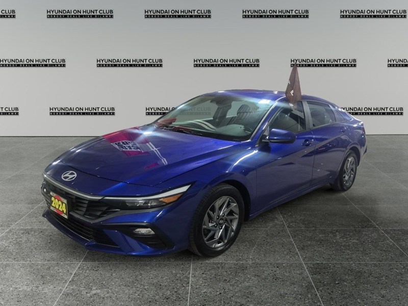 2024 Hyundai Elantra Preferred IVT