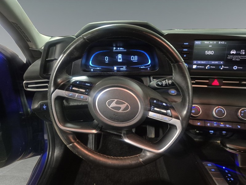 2024 Hyundai Elantra Preferred IVT