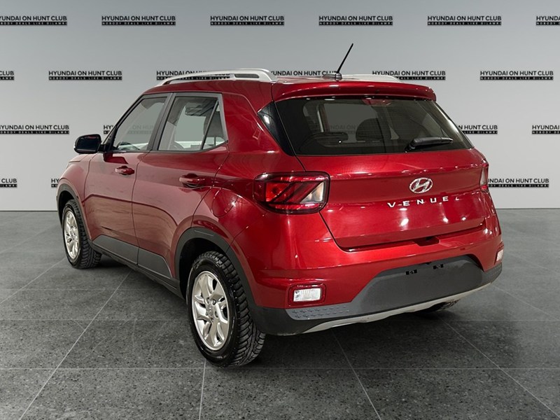2025 Hyundai Venue Preferred IVT