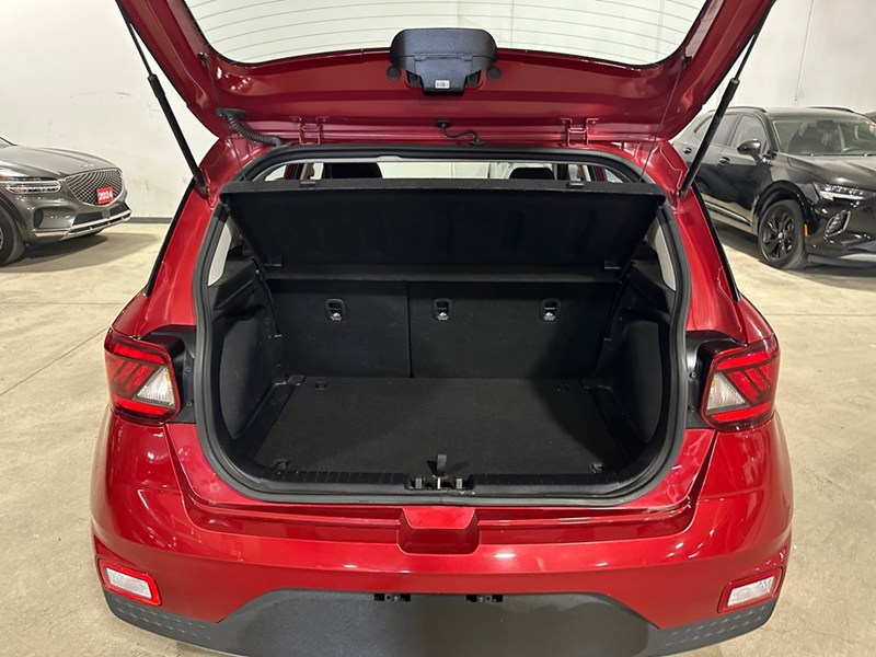 2025 Hyundai Venue Preferred IVT