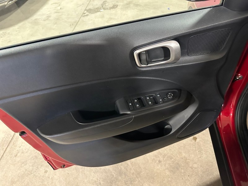 2025 Hyundai Venue Preferred IVT