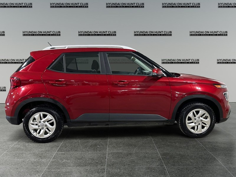 2025 Hyundai Venue Preferred IVT