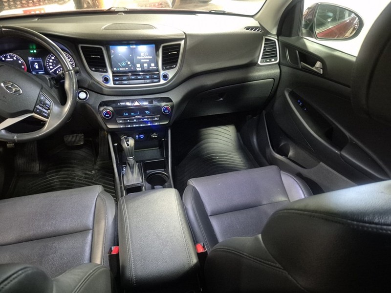2017 Hyundai Tucson AWD 4dr 2.0L Luxury