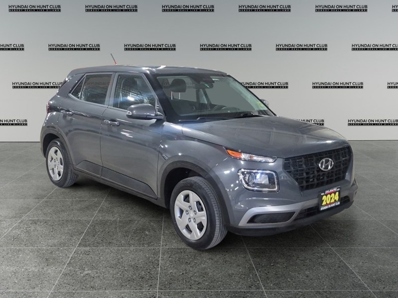 2024 Hyundai Venue Essential IVT